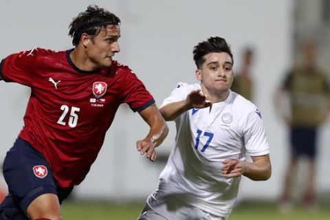 Κύπρος - Τσεχία 1-2: Σκόραρε ο 17χρονος Λοΐζου, ήττα στη Λάρνακα