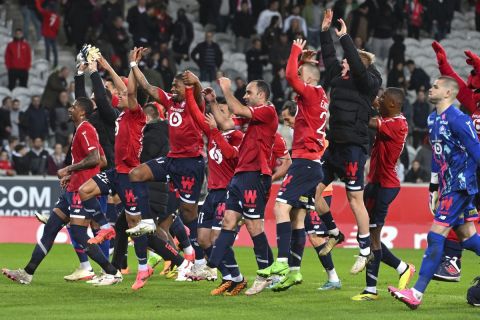 Οι παίκτες της Λιλ πανηγυρίζουν τη νίκη κόντρα στη Μαρσέιγ για τη Ligue 1 2023-2024 στο "Πιερ Μορουά", Λιλ | Παρασκευή 5 Απριλίου 2024