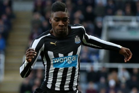 Newcastle United's Sammy Ameobi during their English Premier League soccer match between Newcastle United and Stoke City at St James' Park, Newcastle, England, Sunday, Feb. 8, 2015. (AP Photo/Scott Heppell)