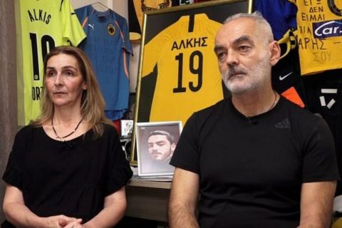 Γονείς Άλκη Καμπανού: "Ήταν μια ηθική δικαίωση η απόφαση, αλλά ο Άλκης δεν γυρίζει πίσω"