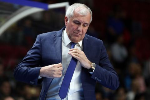 Ομπράντοβιτς: "Παλεύει πάντα μέχρι το τέλος ο Ολυμπιακός"