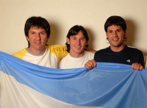Lionel Messi with his brother and father Jorge Messi