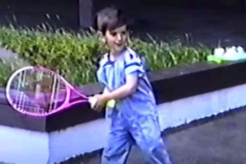 Υπέροχο VIDEO: Όταν ο 4χρονος Τζόκοβιτς πήρε την πρώτη του ρακέτα 