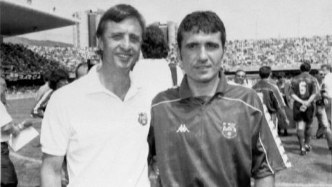 Romanian soccer ace Gheorghe Hagi, right, is presented to the press by FC Barcelona's Dutch coach Johan Cruyff during the team's first training session for the upcoming season on August 1, 1994 in Barcelona, Spain. (AP Photo/Amilcar de Leon)