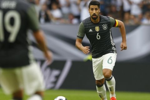 Germany's Sami Khedira during a friendly soccer match between Germany and Slovakia in Augsburg, Germany,  Sunday, May 29, 2016. (AP Photo/Matthias Schrader)