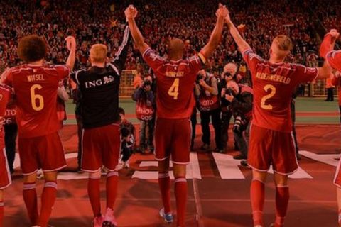 Οι Βέλγοι διεθνείς τραγουδούν συνθήματα πρόκρισης με τους οπαδούς!