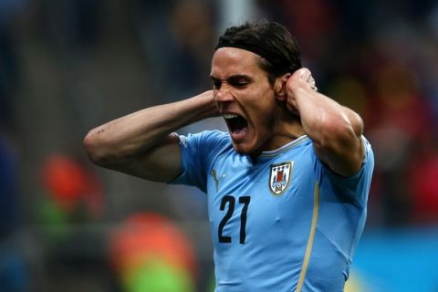 SAO PAULO, BRAZIL - JUNE 19: Edinson Cavani of Uruguay reacts after a missed chance during the 2014 FIFA World Cup Brazil Group D match between Uruguay and England at Arena de Sao Paulo on June 19, 2014 in Sao Paulo, Brazil.  (Photo by Julian Finney/Getty Images)