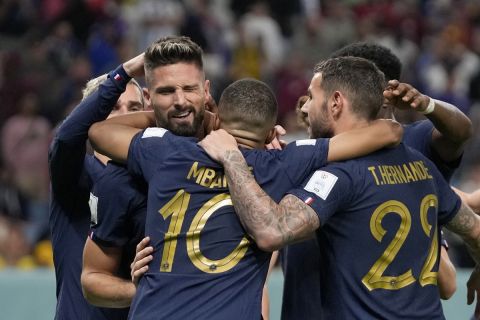 Οι παίκτες της Γαλλίας πανηγυρίζουν ένα γκολ επί της Αυστραλίας | 22 Νοεμβρίου 2022