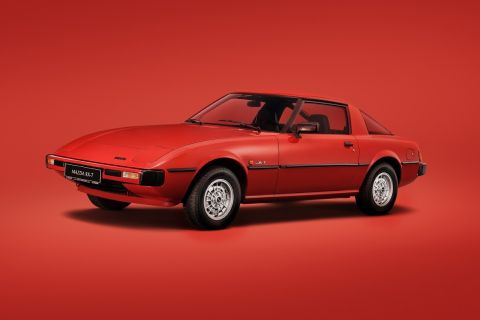 Classic Car Mazda RX-7: Η γέννηση και η ιστορία ενός θρύλου