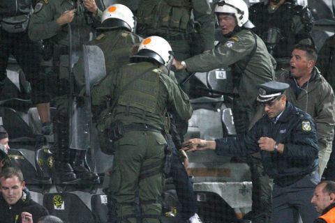 Καταγγελία της Ντόρτμουντ στην UEFA και τιμωρία των οπαδών της