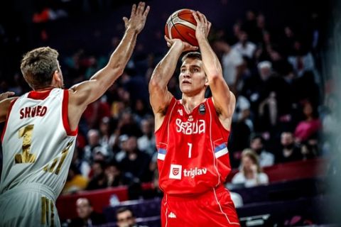 Η Σερβία επέστρεψε στους τελικούς στα Eurobasket