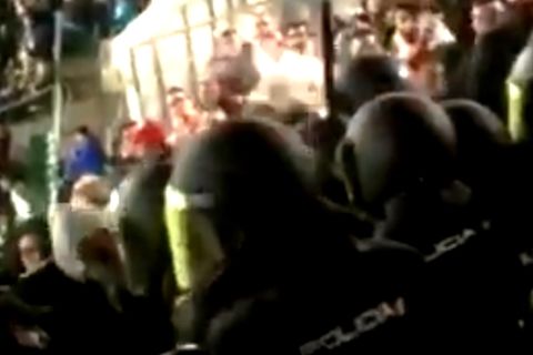 Ολυμπιακός: Η άγρια επίθεση των Ισπανών αστυνομικών στους "ερυθρόλευκους" φιλάθλους (VIDEO)