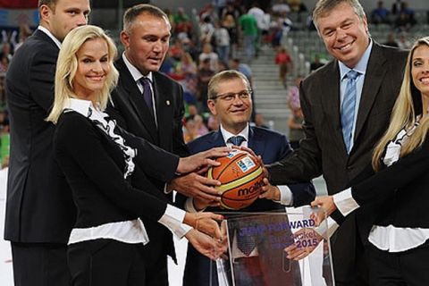 Η Ουκρανία δεν αφήνει το Ευρωμπάσκετ