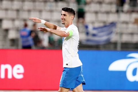 Ο Πέτρος Μάνταλος πανηγυρίζει το γκολ της Εθνικής απέναντι στο Κόσοβο για το Nations League | 12 Ιουνίου 2022