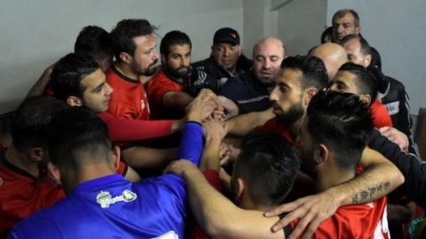 Έπαιξαν ξανά ποδόσφαιρο στο Χαλέπι μετά από 5 χρόνια