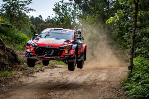WRC Πορτογαλία: Ανίκητος ο Τάνακ το δεύτερο πρωί