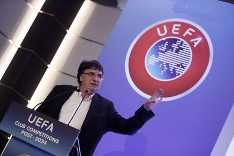 Ο γενικός γραμματέας της UEFA, Θεόδωρος Θεοδωρίδης, κατά την παρουσίαση του νέου φορμάτ των ευρωπαϊκών διοργανώσεων από το 2024 | Τρίτη 26 Μαρτίου 2024