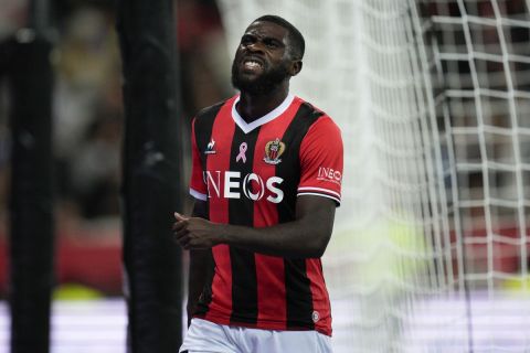 Nice's Jeremie Boga reacts after missing a scoring chance during the French League One soccer match between Nice and Marseille at the Allianz Riviera stadium in Nice, France, Saturday, Oct. 21, 2023. (AP Photo/Daniel Cole)