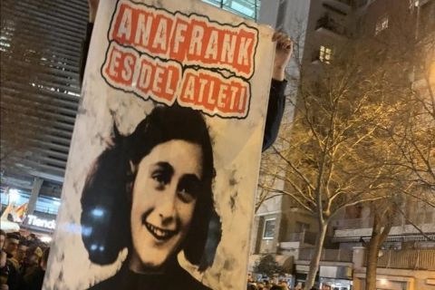 Ρατσιστικό πανό οπαδών της Ρεάλ: "Η Άννα Φρανκ είναι της Ατλέτικο"