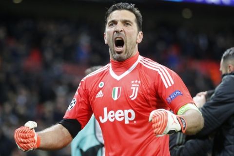 Juventus goalkeeper Gianluigi Buffon during the Champions League round of 16 second leg soccer match between Tottenham Hotspur and Juventus Turin in London, England, Wednesday, March 7, 2018.(AP Photo/Frank Augstein))