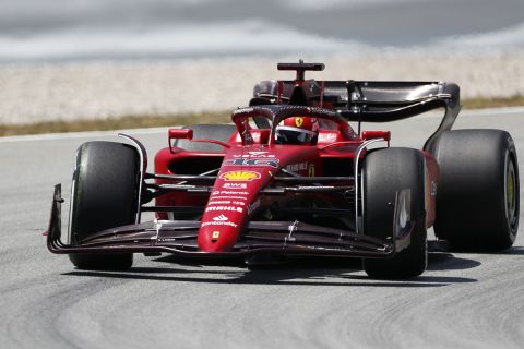 Formula 1: Στο 1-2 των πρώτων δοκιμών της Βαρκελώνης οι αναβαθμισμένες Ferrari
