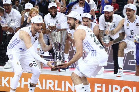 Final Four 2023, Ρεάλ: Ο Γιουλ και ο Ρούντι σήκωσαν μαζί το τρόπαιο της EuroLeague