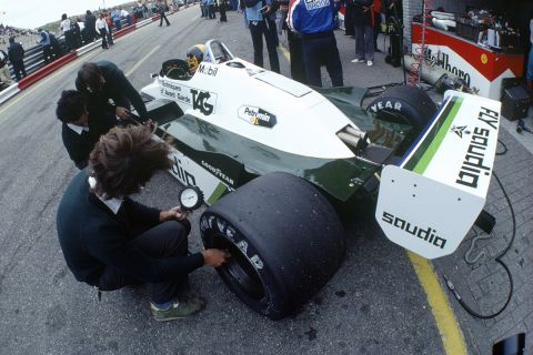 Zandvoort, Holland. 1-3 July 1982.
Derek Daly (Williams FW08-Ford Cosworth) in the pits.
World Copyright: LAT Photographic
Ref: 35mm transparency 82HOL40
