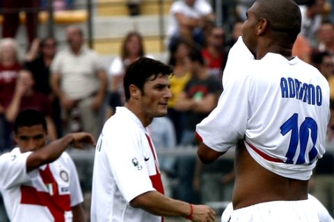 From right to left Inter Milan Adriano, of Brazil Javier Zanetti, of Argentina and Ivan Cordoba, of Colombia, react during the Italian first division soccer match between Livorno and Inter at the Armando Picchi stadium in Leghorn, Italy, Sunday, Sept. 23, 2007. The match ended in a 2 - 2 draw. (AP Photo / Fabio Muzzi)