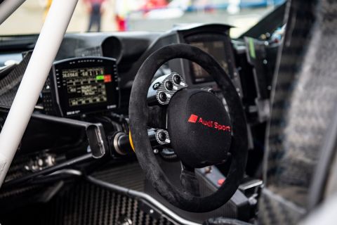 Ετοιμάζεται το ηλεκτρικό Audi RS Q e-tron για το ράλι Ντακάρ