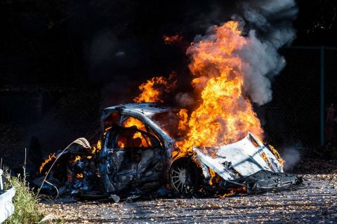 Το Hyundai i20 N Rally1 του Σόρδο τυλιγμένο από φλόγες
