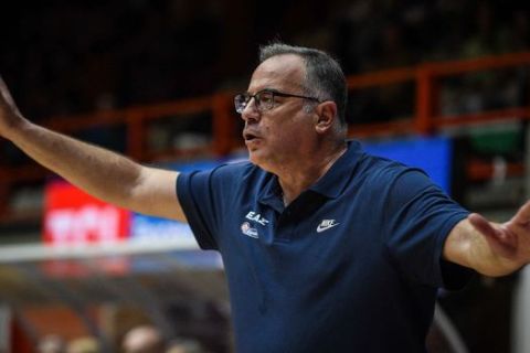 Ο Θανάσης Σκουρτόπουλος στον αγώνα της Εθνικής Ανδρών με την Βουλγαρία για τα προκριματικά του Eurobasket 2022