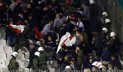 Καταγγελία της Σταντάρ στην UEFA για χρήση υπερβολικής βίας από την αστυνομία