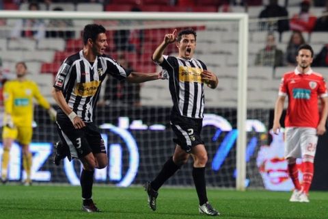 Portimonense's Ricardo Pessoa (2nd-R) celebrates after scoring against Benfica during their Portuguese League football match at Luz  Stadium in Lisbon on March 13, 2011. AFP PHOTO/ FRANCISCO LEONG (Photo credit should read FRANCISCO LEONG/AFP/Getty Images)