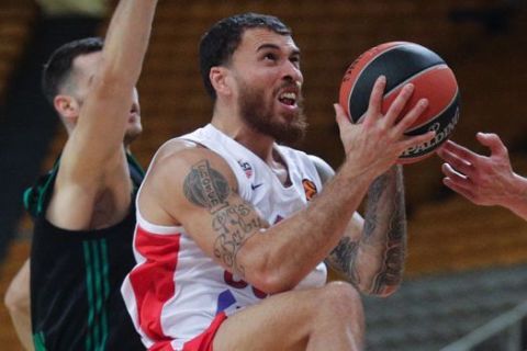 Ο Μάικ Τζέιμς στον αγώνα Παναθηναϊκός - ΤΣΣΚΑ για την EuroLeague της σεζόν 2020/21
