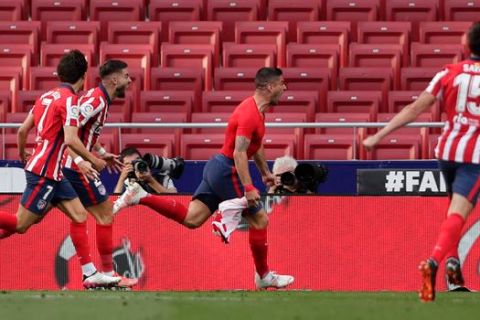 Ο Λουίς Σουάρες της Ατλέτικο πανηγυρίζει γκολ που σημείωσε κόντρα στην Οσασούνα για τη La Liga 2020-2021 στο "Γουάντα Μετροπολιτάνο", Μαδρίτη | Κυριακή 16 Μαΐου 2021