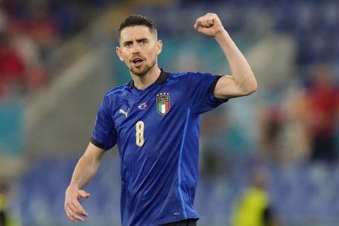 Ο Ζορζίνιο με τη φανέλα της Ιταλίας κόντρα στην Ελβετία σε ματς για τη φάση των ομίλων του Euro 2020 (16 Ιουνίου 2021)