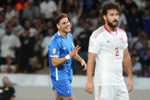 Ελλάδα - Γιβραλτάρ: Ξανά με κεφαλιά ο Μαυροπάνος έκανε το 4-0