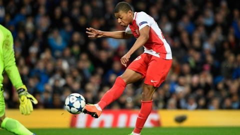 MANCHESTER, ENGLAND - FEBRUARY 21:  Kylian Mbappe of AS Monaco scores their second goal during the UEFA Champions League Round of 16 first leg match between Manchester City FC and AS Monaco at Etihad Stadium on February 21, 2017 in Manchester, United Kingdom.  (Photo by Stu Forster/Getty Images)