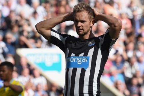 NEWCASTLE UPON TYNE, ENGLAND - AUGUST 30: Siem de Jong of Newcastle United looks on during the Barclays Premier League match between Newcastle United and Crystal Palace at St James' Park on August 30, 2014 in Newcastle upon Tyne, England.  (Photo by Nigel Roddis/Getty Images)