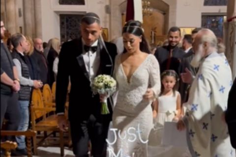 Ντύθηκε γαμπρός ο Γιακουμάκης και παντρεύτηκε την αγαπημένη του στην Κρήτη
