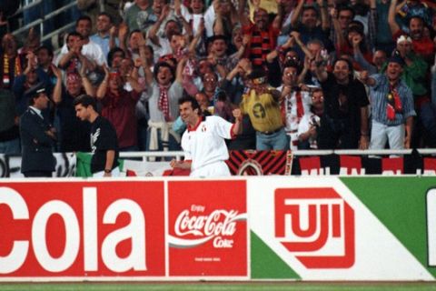 Ο Αλμπερτίνι φανέρωσε το λάθος του Κρόιφ στον τελικό Champions League του '94