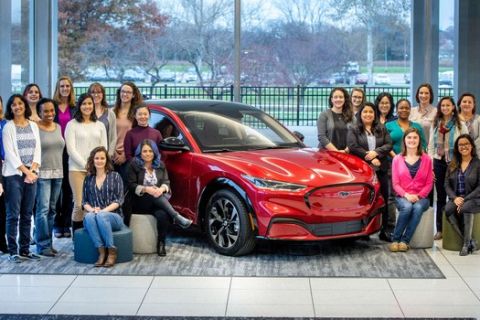 Οι γυναίκες που "ευθύνονται" για την αυτόνομη οδήγηση της Mustang Mach-E