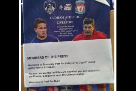 Η Όλνταμ καλωσόρισε τους δημοσιογράφους στο "Αληθινό Ποδόσφαιρο"!