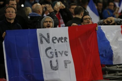 Ο εθνικός γαλλικός ύμνος πριν τα ματς της Premier League