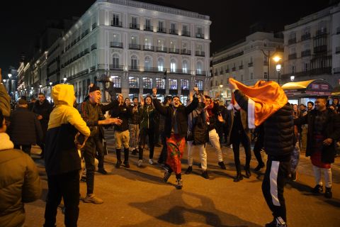 Οι οπαδοί του Μαρόκου πανηγυρίζουν την πρόκριση στη Μαδρίτη