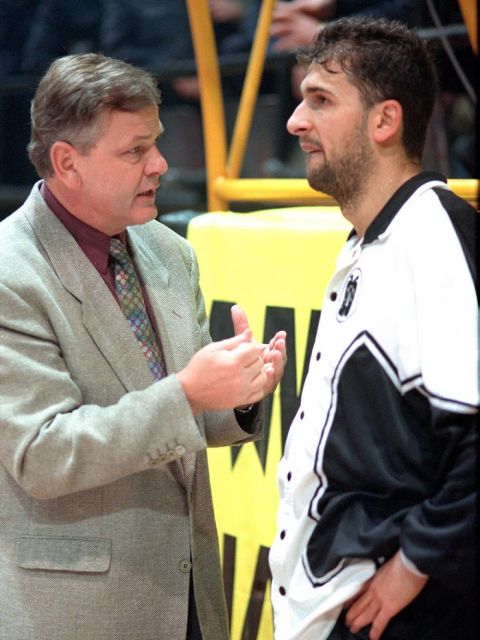 Ο Ντούσαν Ίβκοβιτς και ο Μπάνε Πρέλεβιτς πανηγύρισαν με τον ΠΑΟΚ την κατάκτηση του πρωταθλήματος το 1992