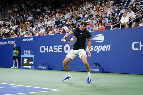 Ο Στέφανος Τσιτσιπάς κόντρα στον Μίλος Ράονιτς για τον πρώτο γύρο του US Open 2023