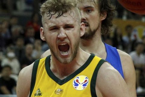 Ο Τζοκ Λαντέιλ σε αγώνα Αυστραλία - Τσεχία για το Παγκόσμιο Κύπελλο του 2019