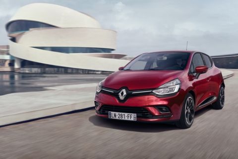 Λήγει η προθεσμία κλήρωσης για τα 5 Renault CLIO στους πυροπαθείς 