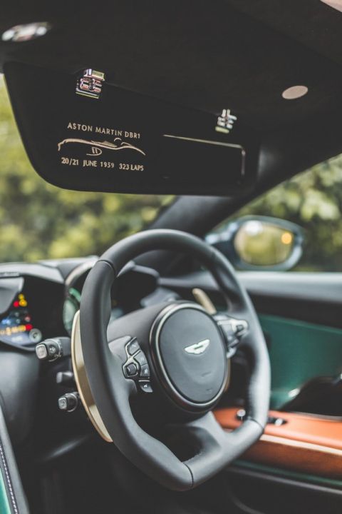 Απίθανη και συλλεκτική η Aston Martin DBS Superleggera